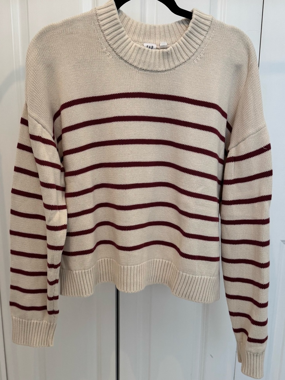100% Cotton Gap Women's Cream Stripe Sweater with Burgundy Stripes - Size XL